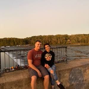 Meet your Posher, Corin